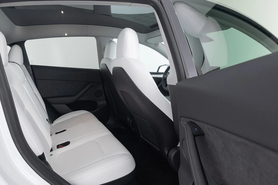 Tesla Model Y – foto 14