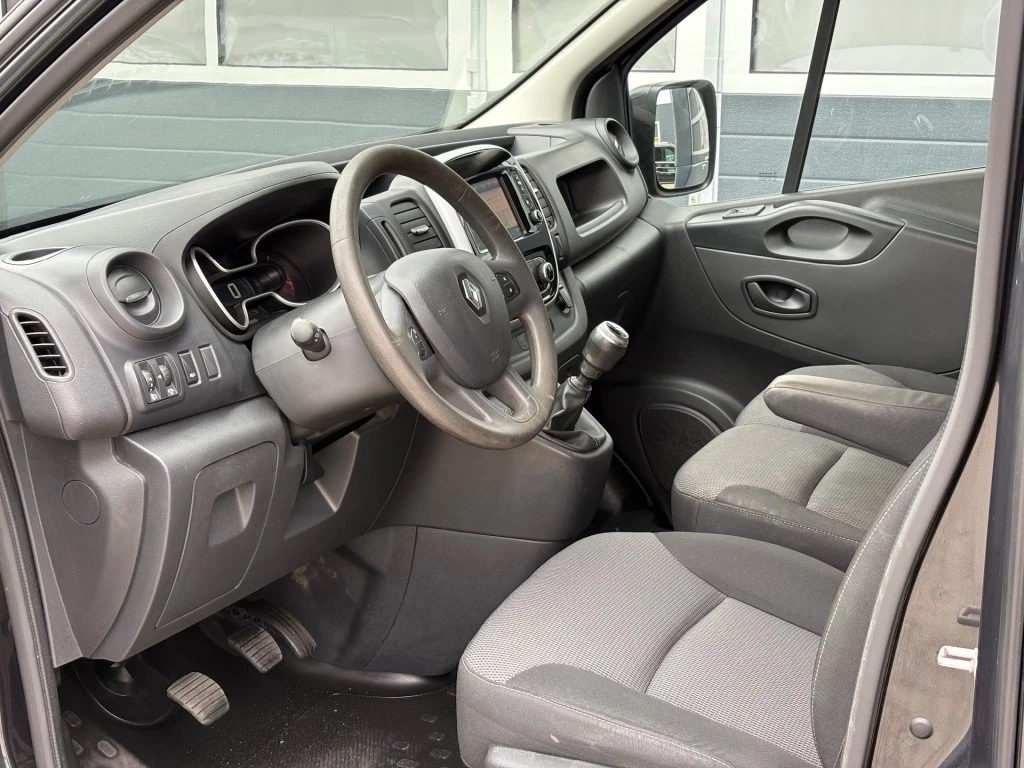 Renault Trafic – foto 18