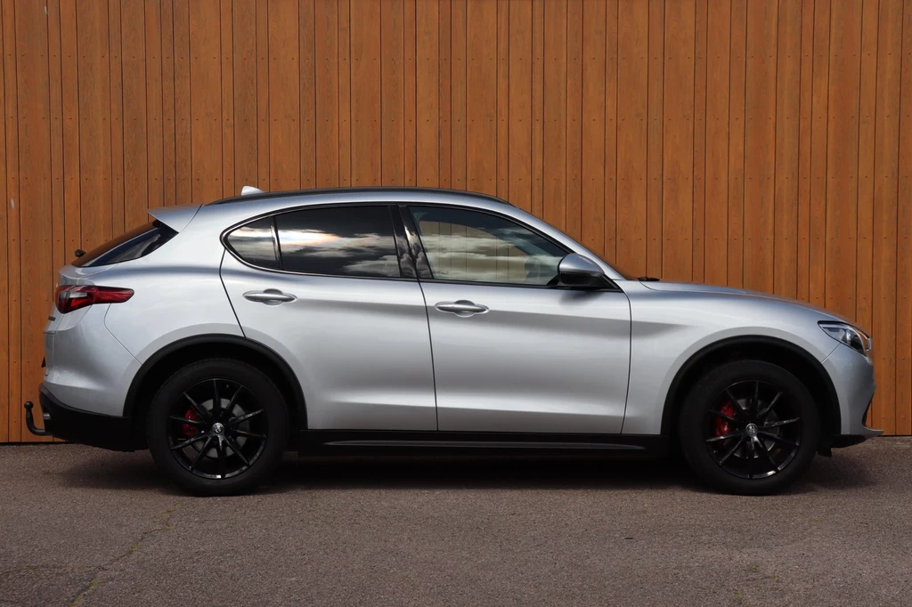 Alfa Romeo Stelvio – foto 5