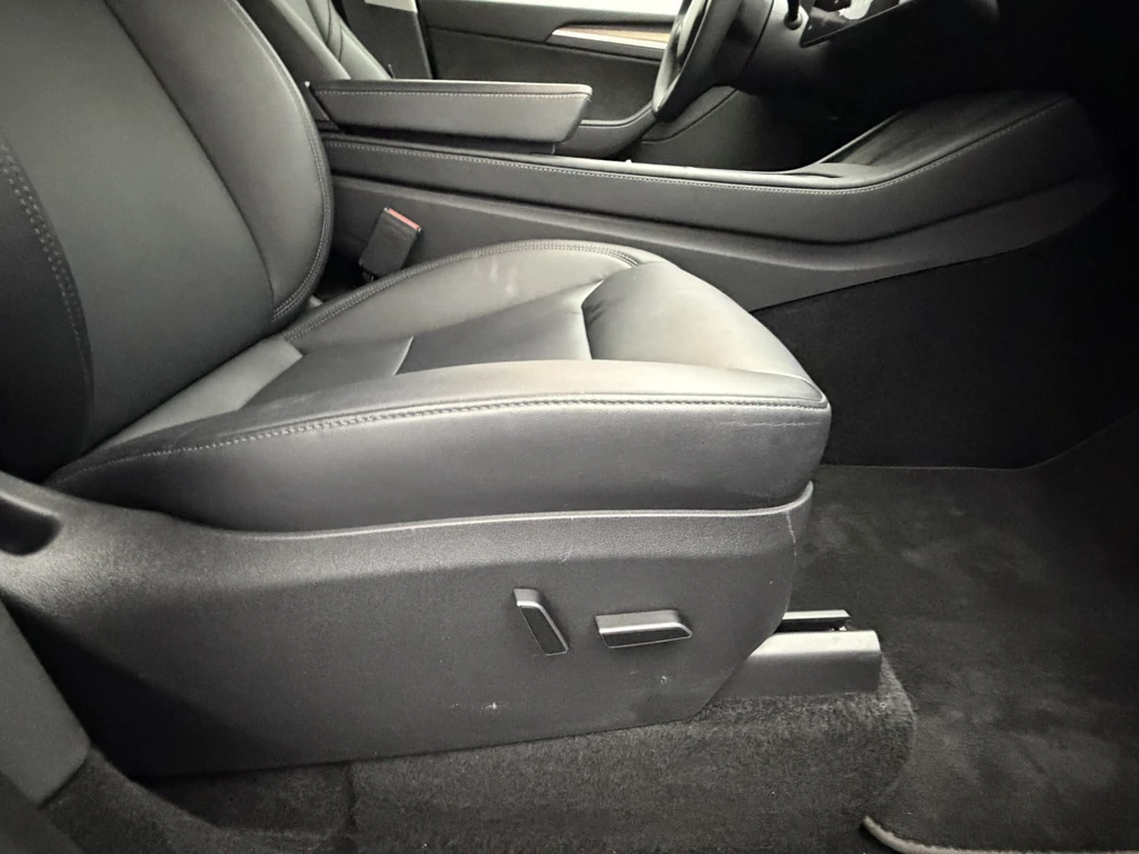 Tesla Model Y – foto 13