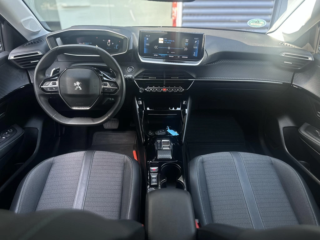 Peugeot 208 – foto 13