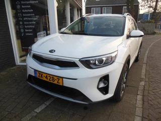 Kia Stonic – thumbnail 1
