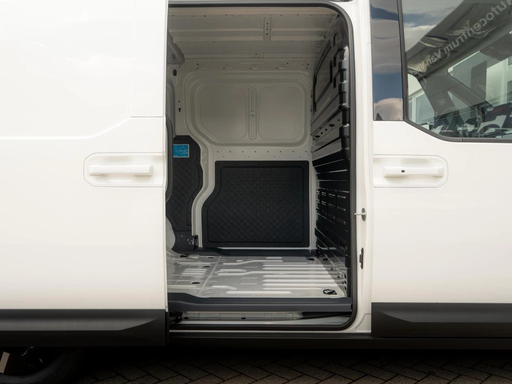 Kia PV5 – foto 9