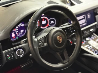 Porsche Cayenne – thumbnail 25