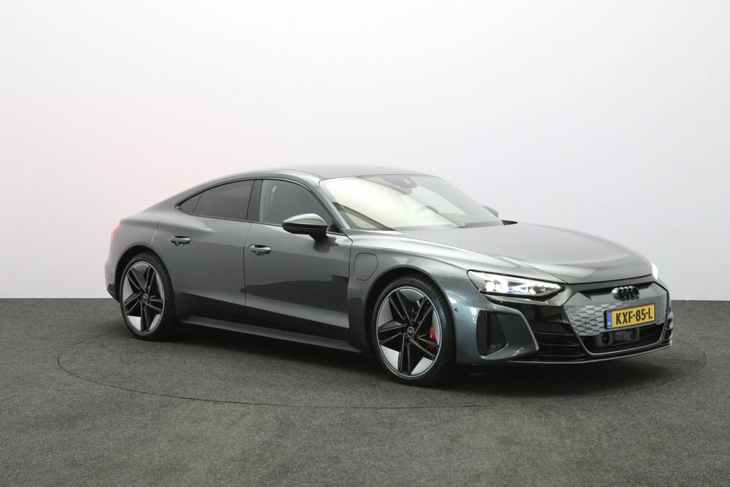 Audi e-tron GT – foto 11