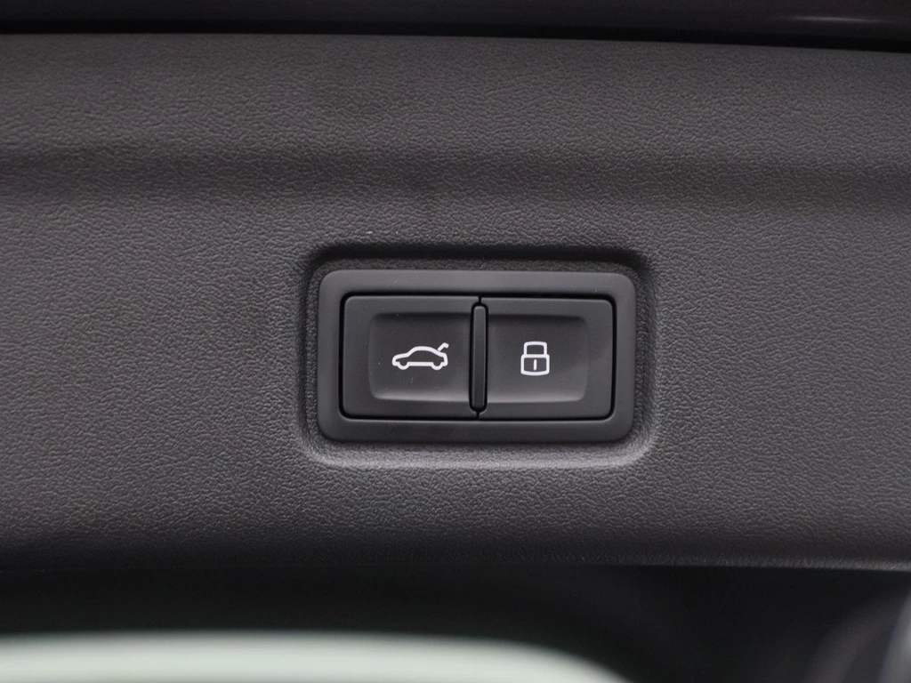Audi Q6 e-tron – foto 18