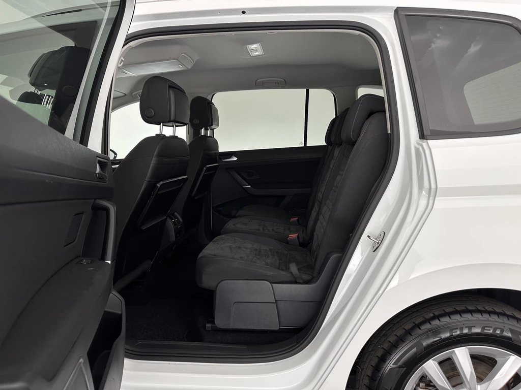 Volkswagen Touran – foto 10