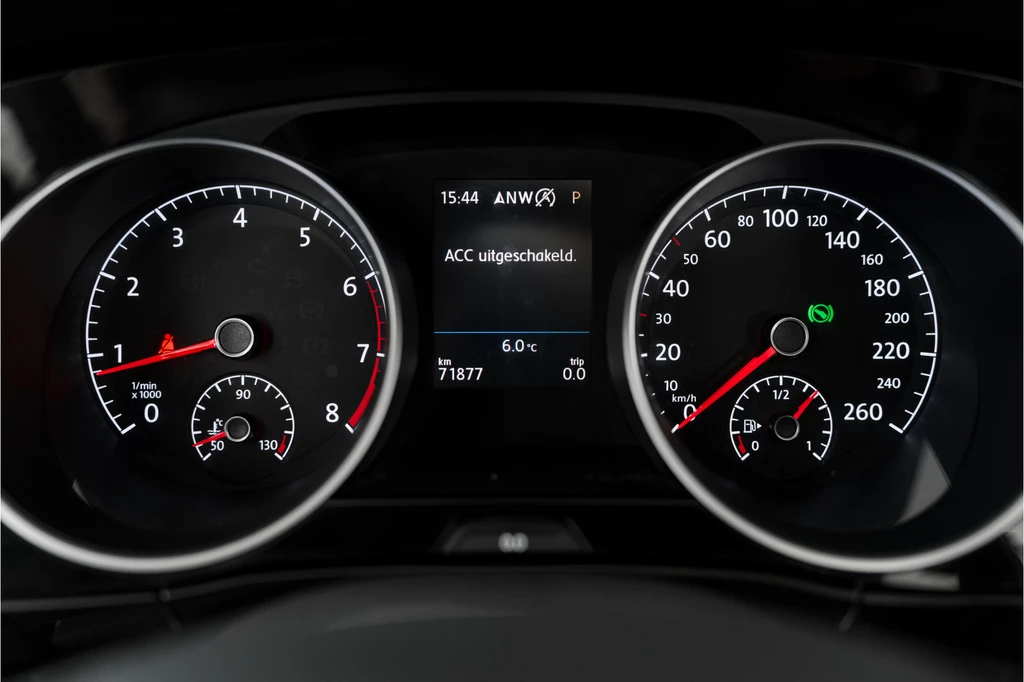 Volkswagen Touran – foto 22
