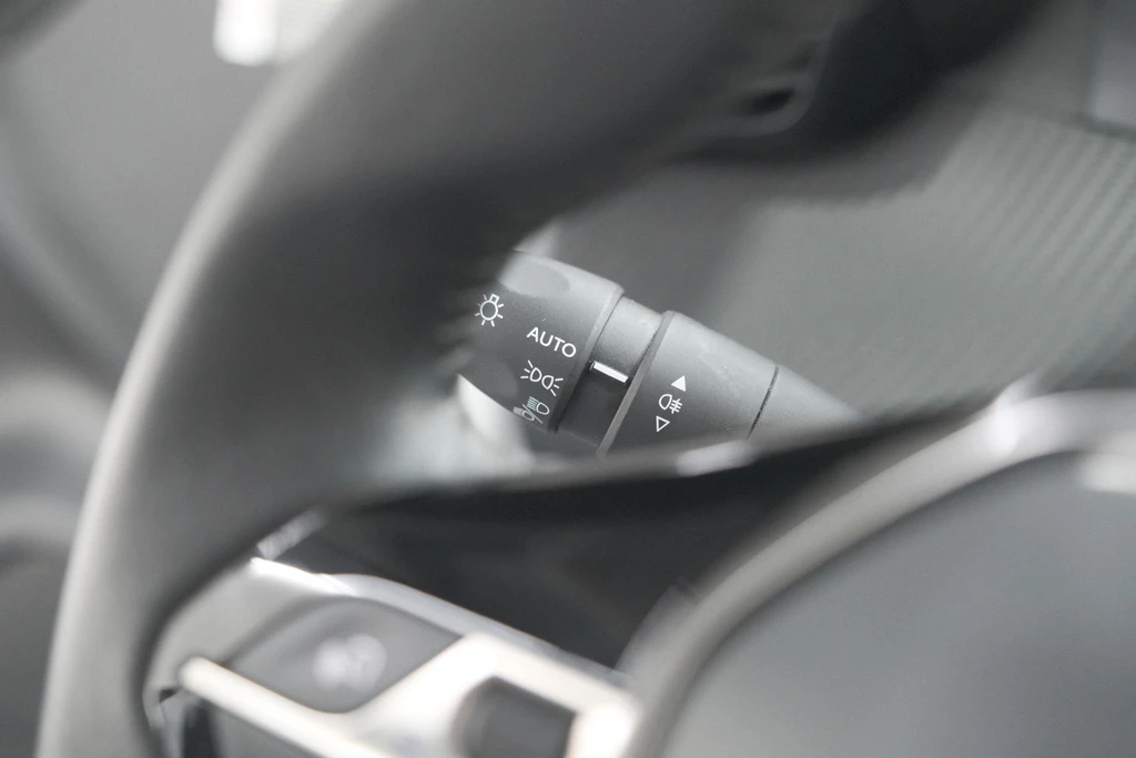 Peugeot 208 – foto 39