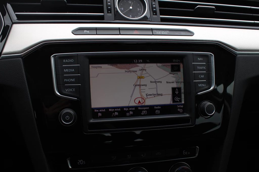 Volkswagen Passat – foto 24
