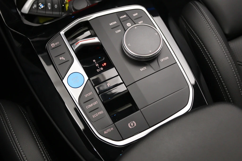 BMW iX3 – foto 13