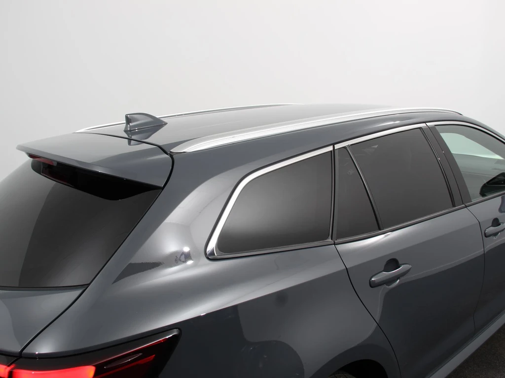 Toyota Corolla Touring Sports – foto 33