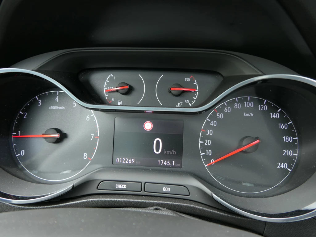 Opel Crossland – foto 24