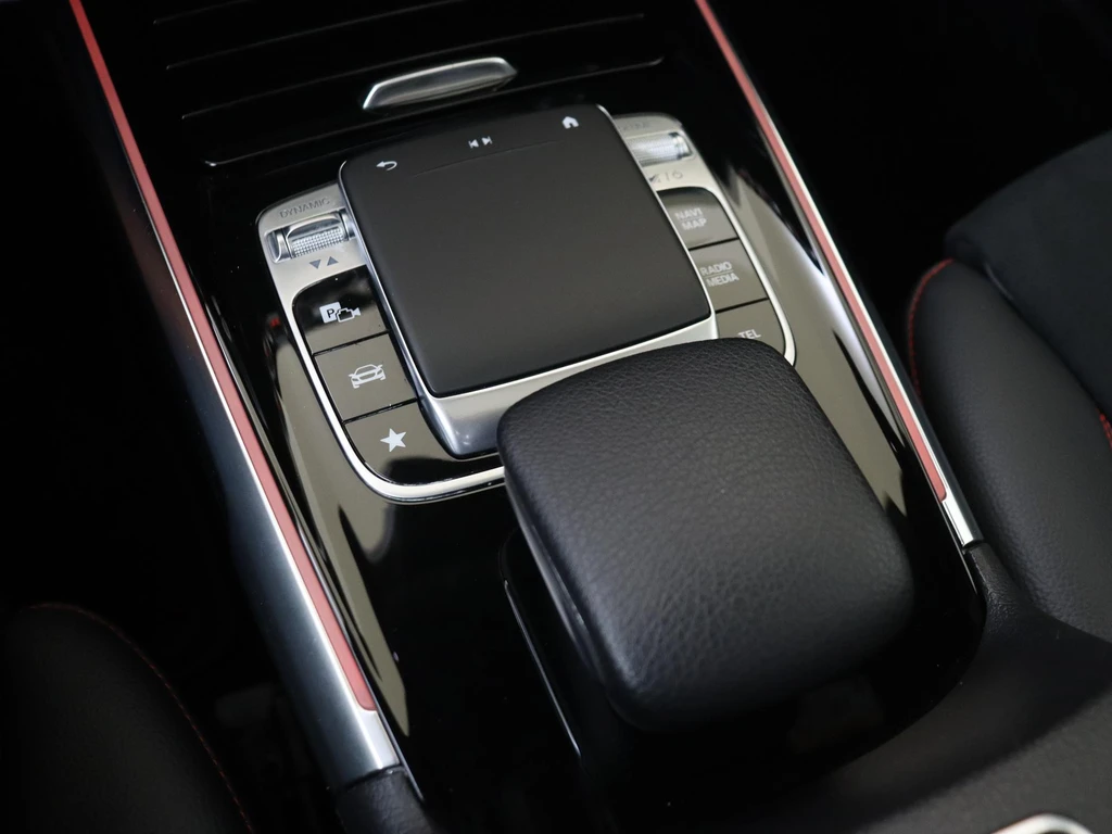 Mercedes-Benz GLB – foto 24