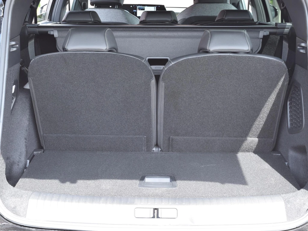 Peugeot e-5008 – foto 24