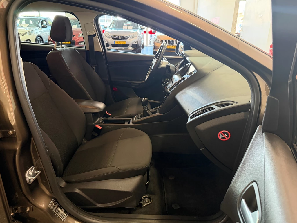 Ford Focus – foto 15
