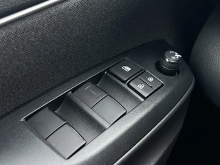 Toyota Yaris – thumbnail 13