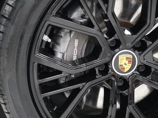 Porsche Taycan – thumbnail 30