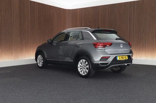 Volkswagen T-Roc – thumbnail 3