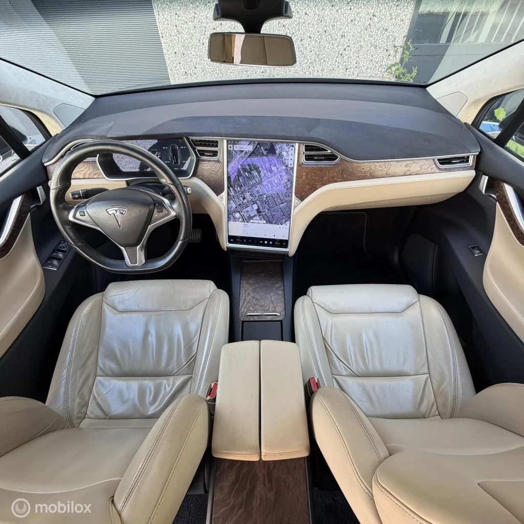 Tesla Model X – foto 13