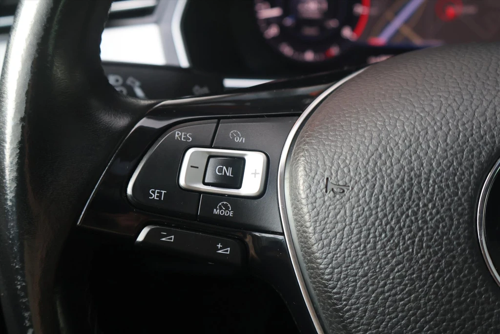 Volkswagen Passat – foto 24
