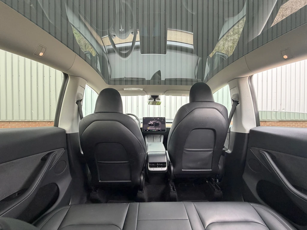 Tesla Model Y – foto 16
