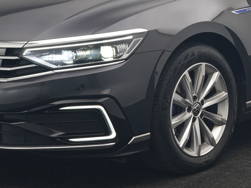 Volkswagen Passat – foto 16
