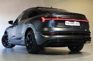 Audi e-tron – thumbnail 3
