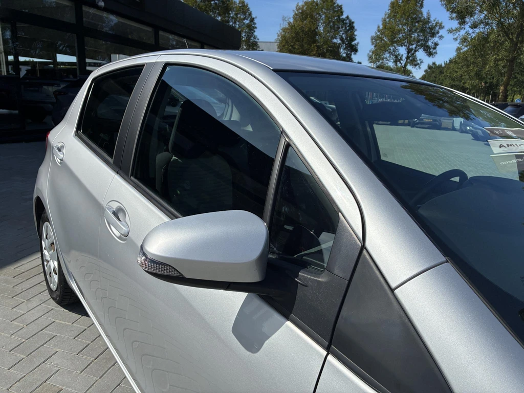 Toyota Yaris – foto 34