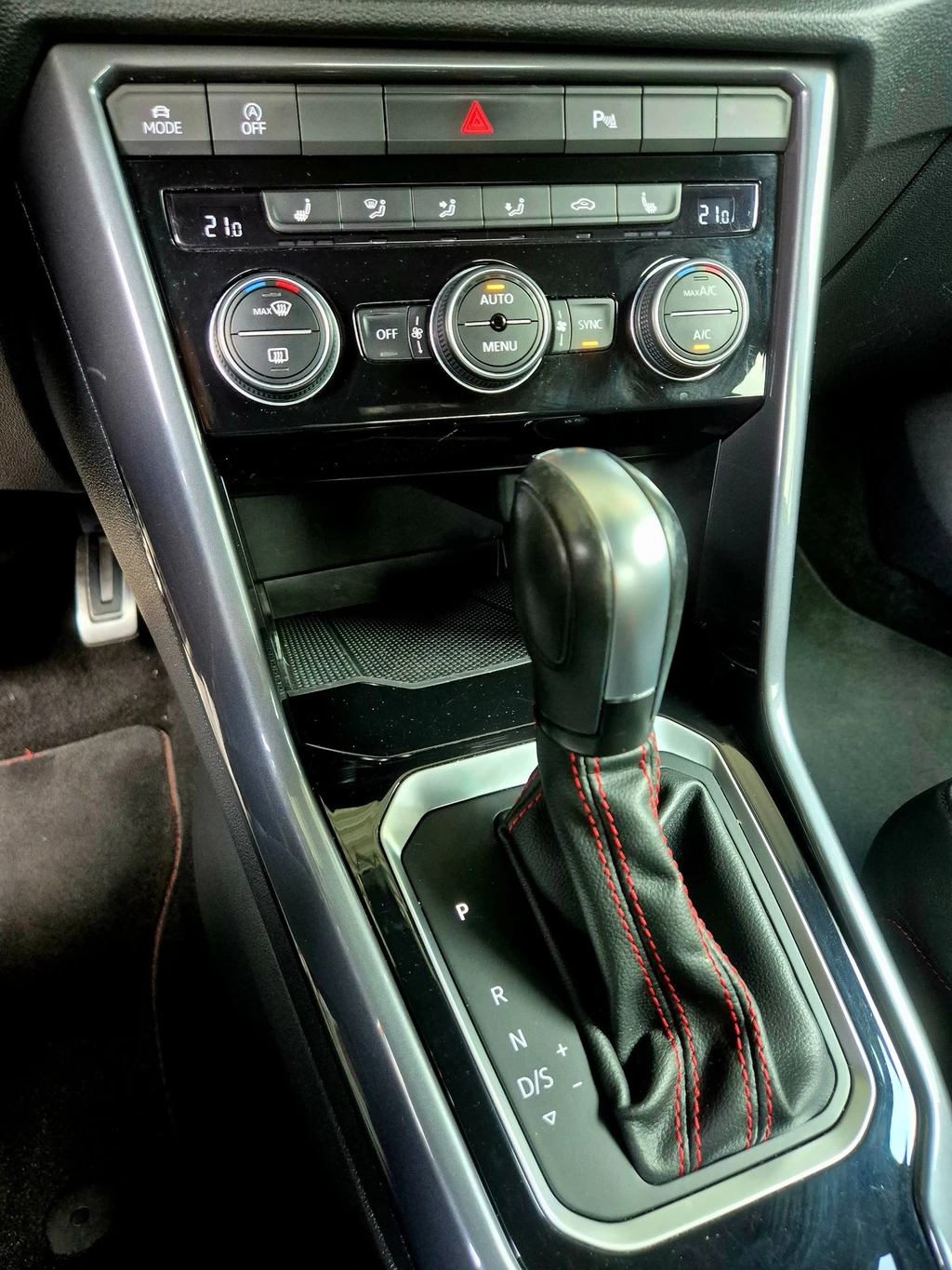 Volkswagen T-Roc – foto 26