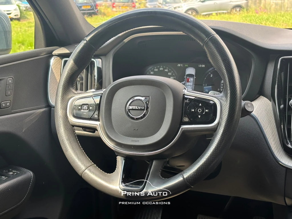 Volvo XC60 – foto 10