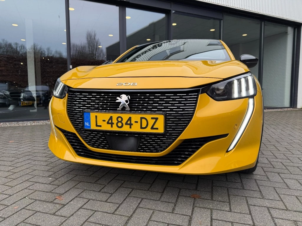 Peugeot 208 – foto 13