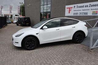 Tesla Model Y – thumbnail 2