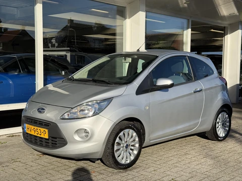 Ford Ka 1.2 Titanium X start/stop | Lichtmetalen velgen 15'' | Verwarmbare voorstoelen | Parkeer sensoren achter | Airco |