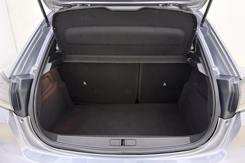 Peugeot 208 – foto 10