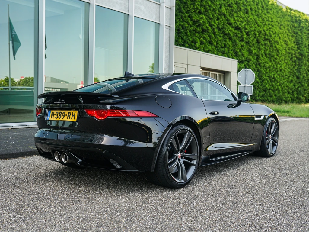 Jaguar F-TYPE – foto 12