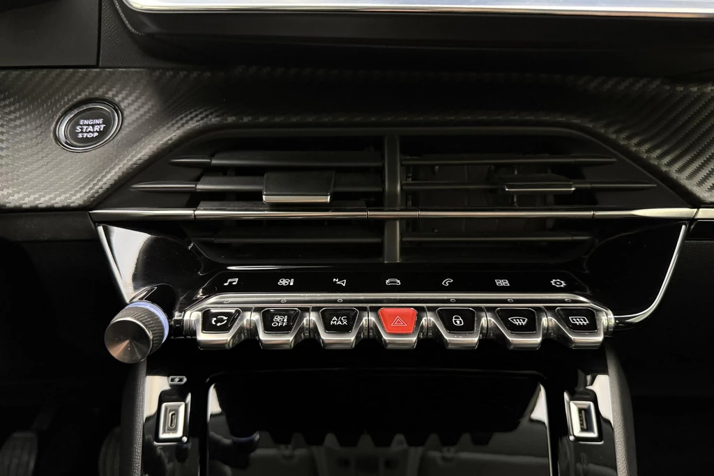 Peugeot 208 – foto 26