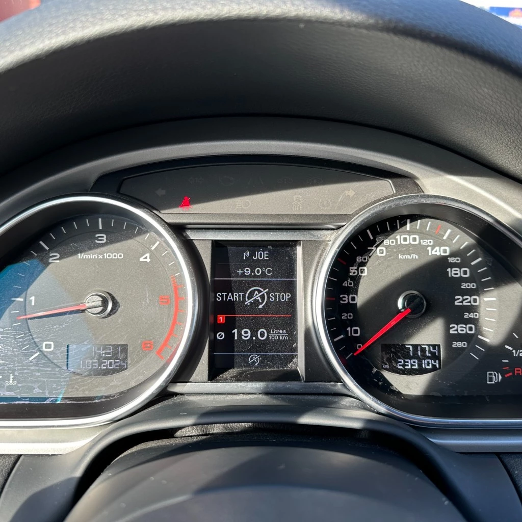 Audi Q7 – foto 12