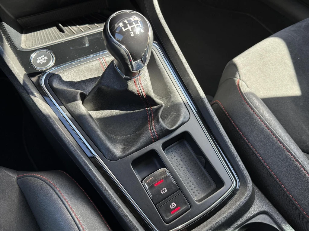 SEAT Leon – foto 18