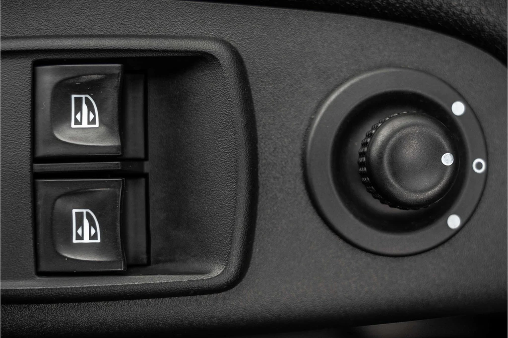 Opel Vivaro – foto 24