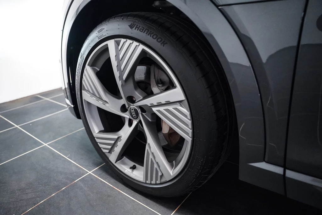 Audi e-tron – foto 20