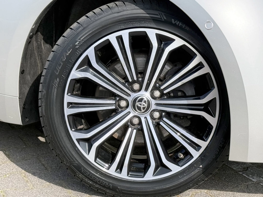 Toyota Corolla Touring Sports – foto 9