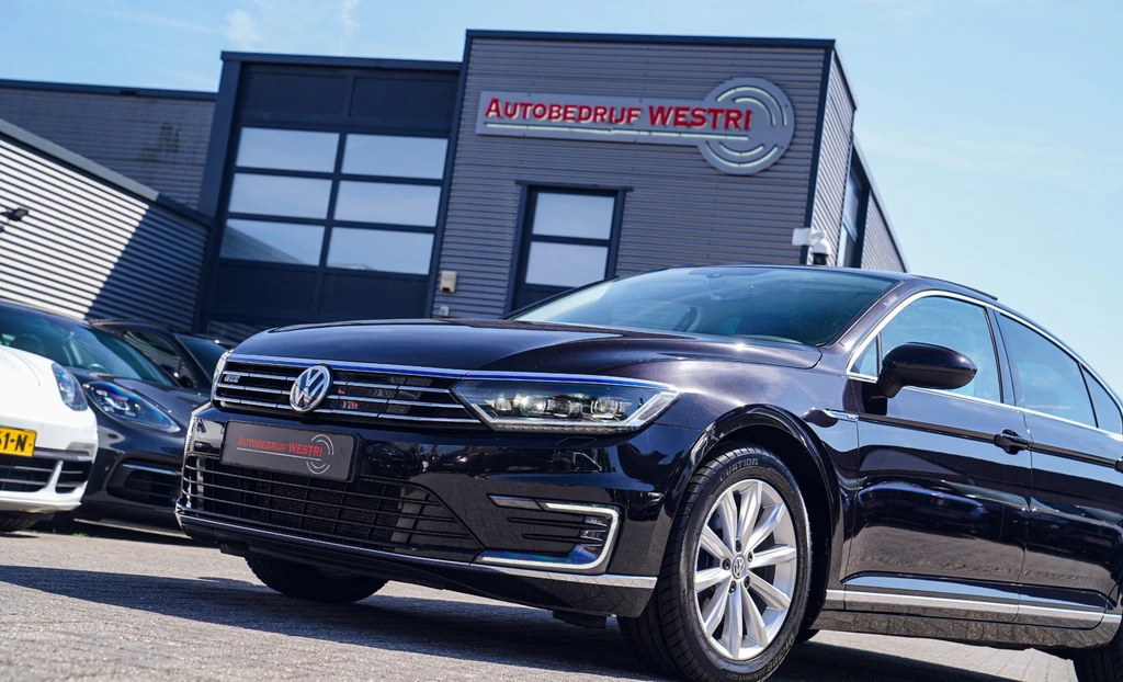 Volkswagen Passat – foto 2