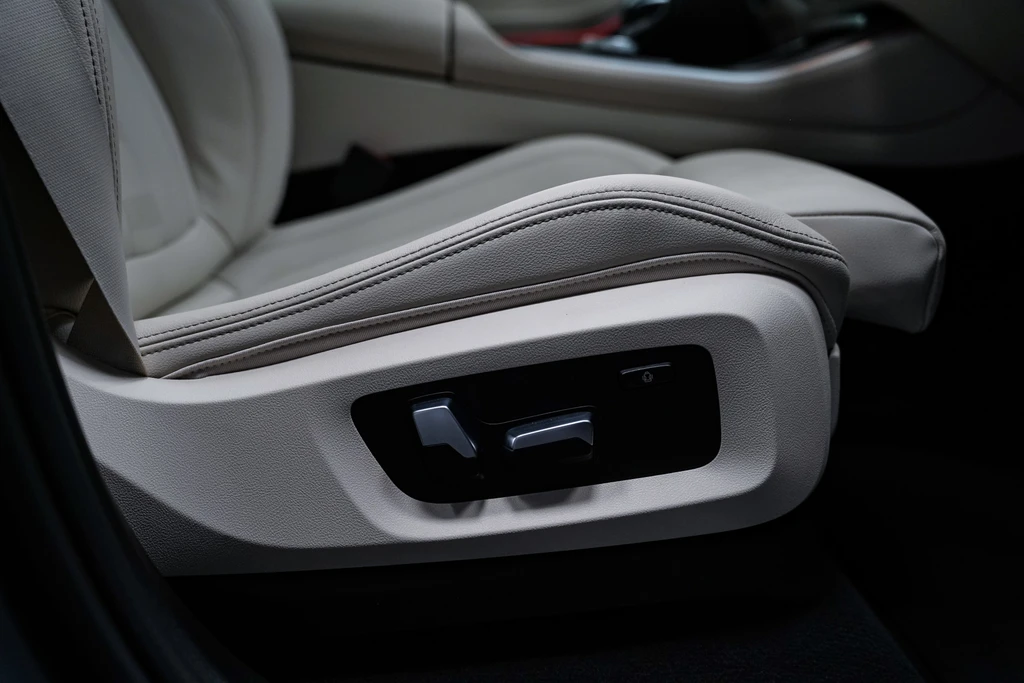 BMW X5 – foto 17