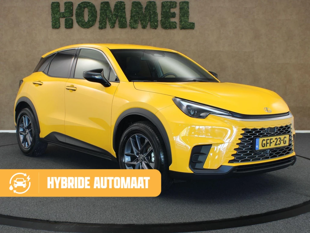 Lexus LBX – foto 8