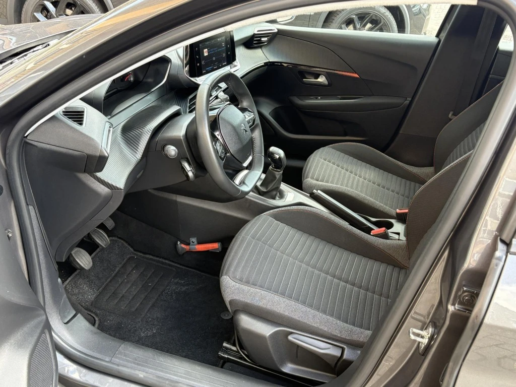 Peugeot 208 – foto 21