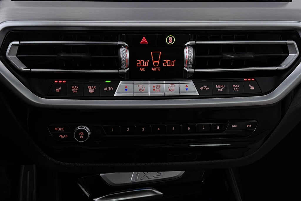 BMW iX3 – foto 18