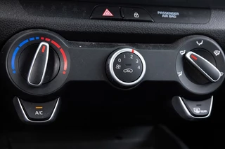 Kia Stonic – thumbnail 22