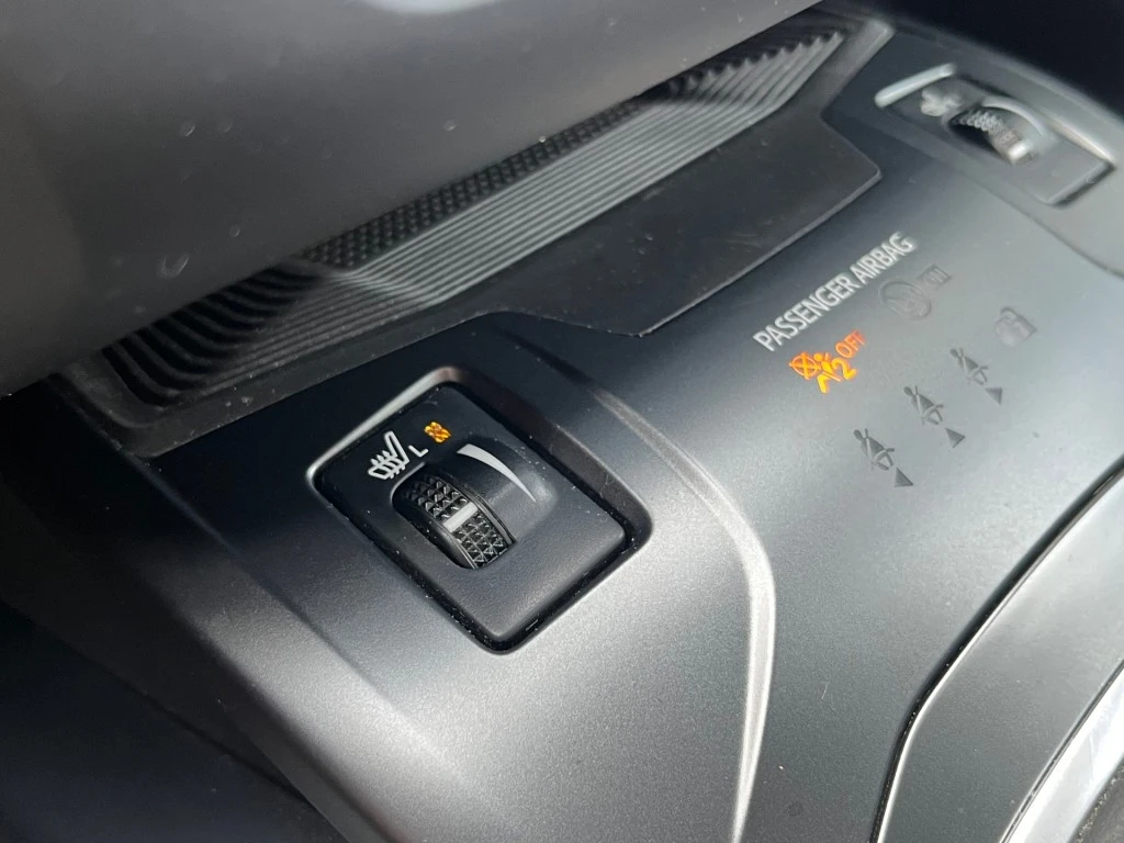 Toyota Avensis – foto 14