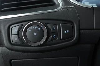Ford S-Max – thumbnail 24
